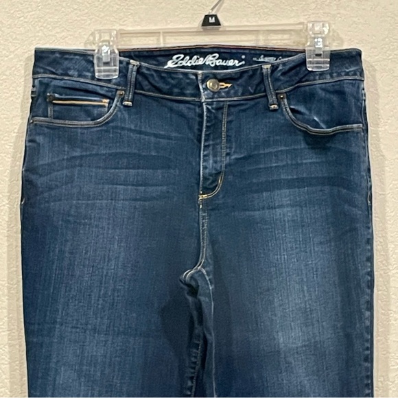 Eddie Bauer Denim - Vintage Eddie Bauer Women's Medium Washed Jeans